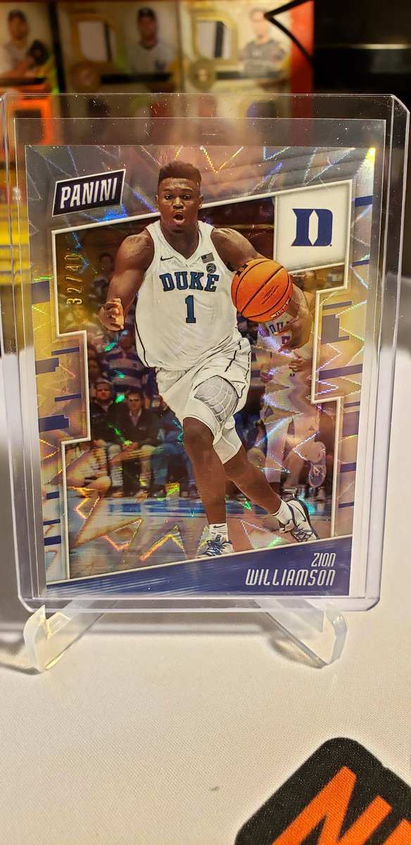 Sportscardnati1's tweet photo. SoI ripped 5 Silver & 5 Gold National packs when I got home & this happened!!!
#zionwilliamson #joeybosa #paniniamerica #thenational #nscc19 #nationalvip #wow https://t.co/3jrm8aJHUk