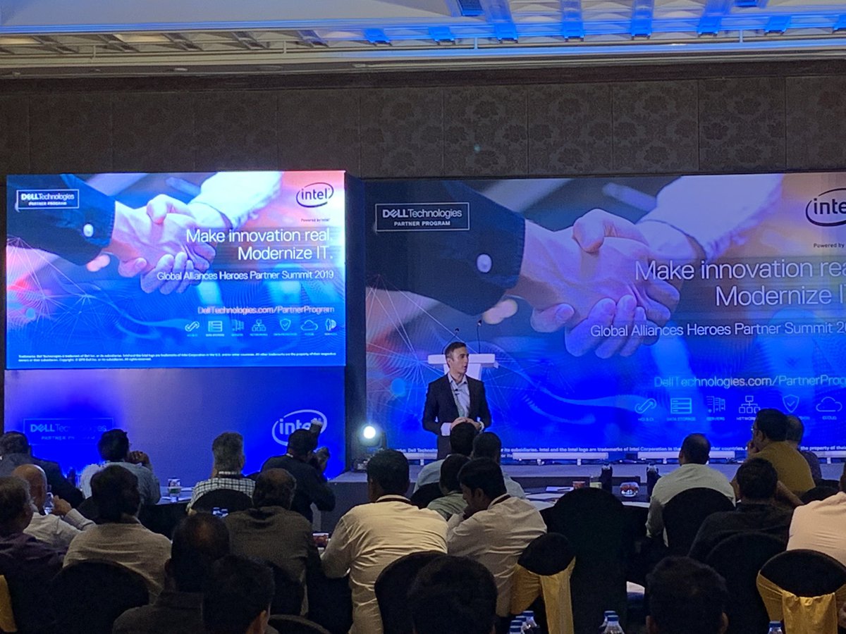 mishrasourabh01's tweet photo. Awesome start of the Global Alliances Heroes Partner Summit 2019 #DellTechPartnerSummit2019 
#DellTechnologies #iwork4dell https://t.co/spVFWYzMVJ