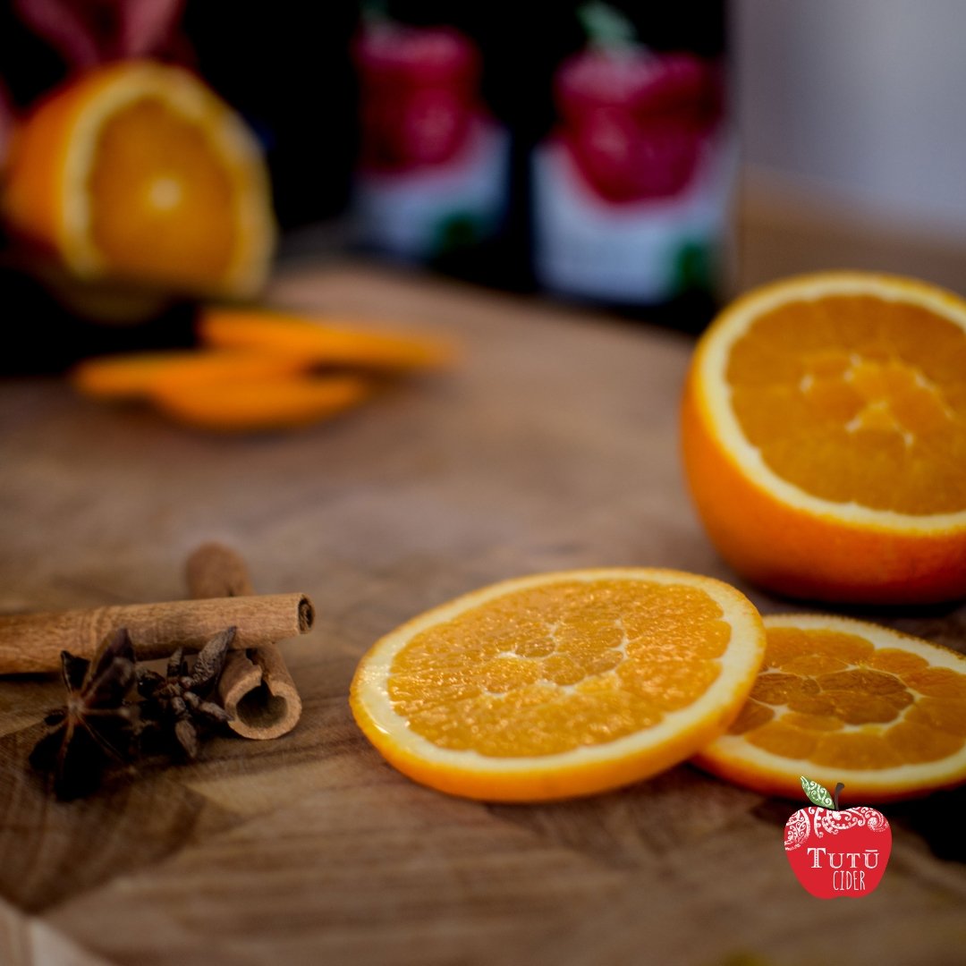 tutucider's tweet photo. Damn its cold! ❄️ We'll just be over here with our mulled cider.  🍎
https://t.co/x56I7qOZkr

#tutūcider #mulledcider #winterrecipe #nzcider
#fujiapples #ilovenzcider #ciderlover #cidergram #ciderlife #tutucider https://t.co/vXNt4gUu9r