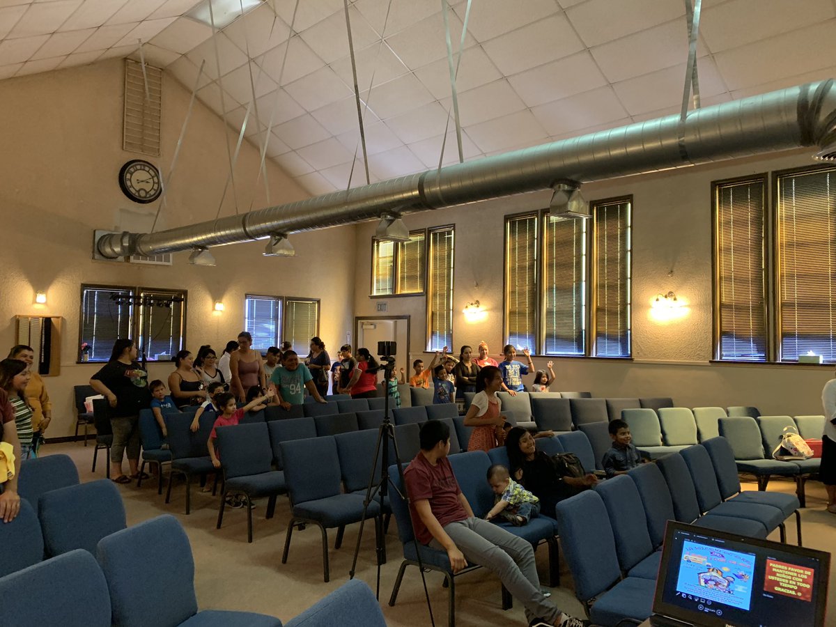 BakersfieldTcog's tweet photo. Campaña de la Escuela Dominical &amp; Iglesia de Niños https://t.co/OvDOcdYgRc