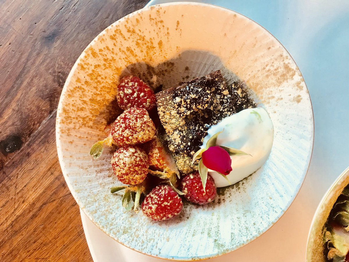 BlackOliveHouse's tweet photo. 1 Year Anniversary Lunch at the #BOHStudio |🌸🌸🌸🌸| Welcome to the #BOHExperience 🌺🌺 BOOKINGS: Email: info@blackolivehouse.co.za
🌸Call: 0834178404
🌸Whatsapp: 0739982792
🌸https://t.co/GWfaCM3c9b
#JorbugSoaces #Maboneng https://t.co/gC08jNwlZ7