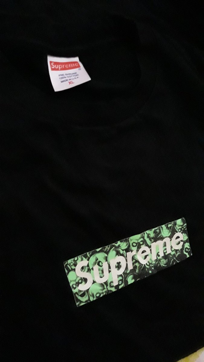 Ondoooooy's tweet photo. 65 pesos to dollarsssssssssss 💸💸 #SupremeBoGo https://t.co/NC6RvL1hWx