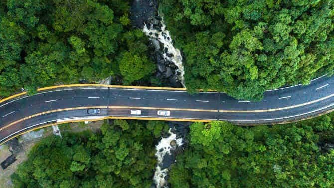 RdelaCampGruber's tweet image. The ever more present #sustainability issue is also questioning our current economic model. Considerations to replace the dominant linear model with a #CircularModel takes into account the economic life cycles of all products and services.
pwc.de/de/nachhaltigk…