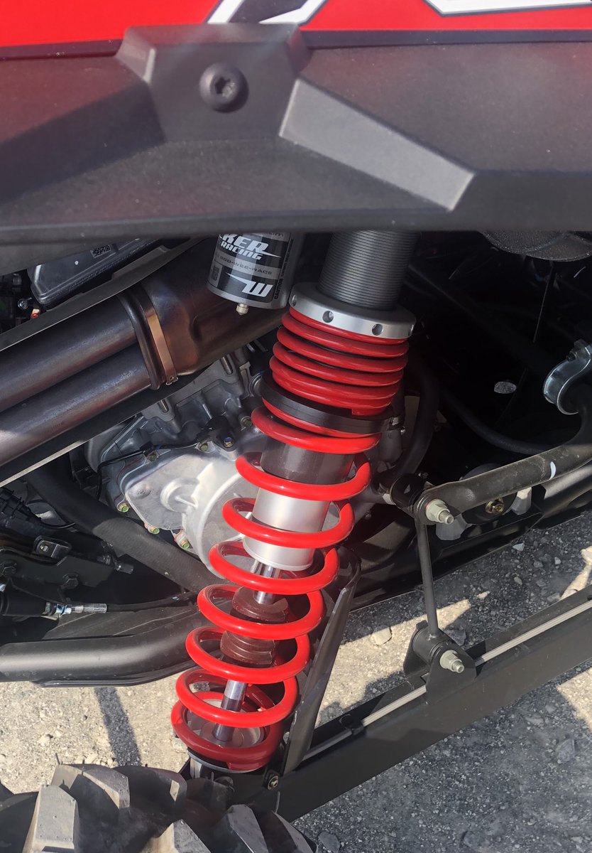 menandmotorstv's tweet image. We like a bit of suspenders and fishnet springs #polaris #offroad