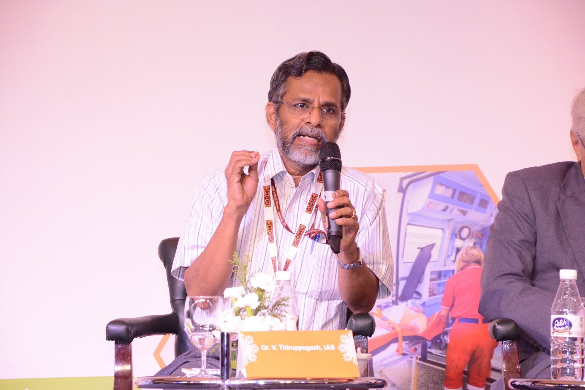 Uživatel GiDMC na Twitteru: „#GiDMC2019 #Day1 #PS2 #Speaker Dr. V  Thiruppugazh, IAS, Joint Secretary @ndmaindia Topic:- Earthquake  Preparedness, Response and Recovery Lessons from the 2015 Nepal Earthquake  #gidmc #disaster #preparedness… https://t.co ...