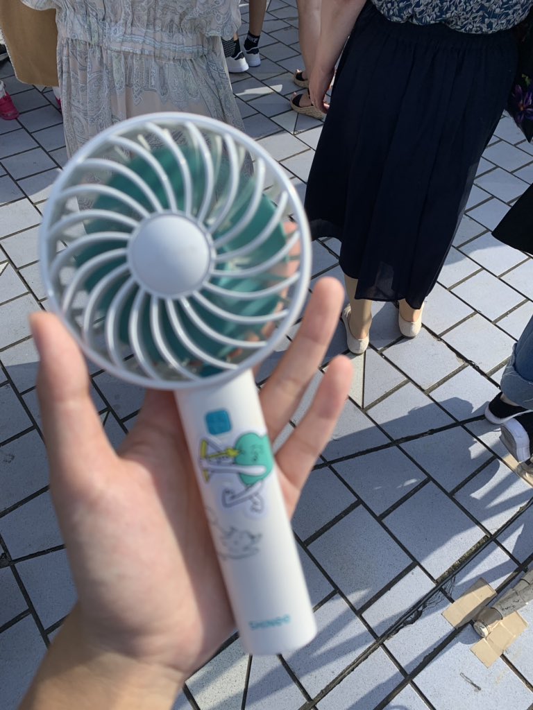 borbee_go's tweet photo. @DHfanELFJP i’ really want to go i’m a shawol https://t.co/gqgSvhrbil