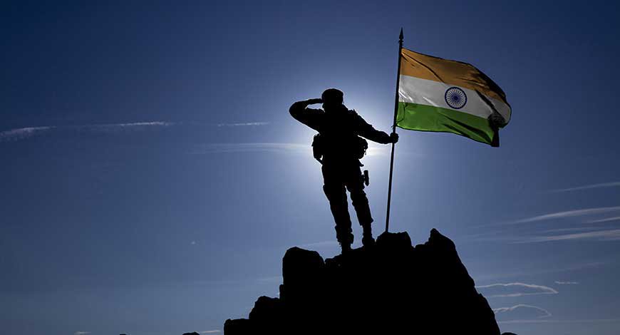 ZamidaarRanjeet's tweet photo. Now there will be only one flag from kashmir to kanyakumari 🇮🇳
One national anthem from kashmir to kanyakumari 
History has been created.
#Article370 
#Article370revoked https://t.co/Pk9ps04oDK