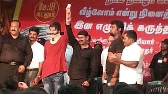 ColachelNTK's tweet photo. என்ன நடக்கிறது காஷ்மீரில்? மக்களின் கருத்தைக் கேட்காமல் மூன்றாக பிரிக்கப்படுகிறது காஷ்மீர்!

இதே நிலை தமிழ்நாட்டிற்கு ஏற்படுமா?
ஒன்றுபட்டு நமது நாட்டு ஜம்மு காஷ்மீர் மக்களின் உரிமையை பாதுகாக்க வேண்டும்

#KashmirBleeds 
#RIPIndianConstitution

#StandwithKashmir
#SaveLivesInKashmir https://t.co/rkSPqxCGUn