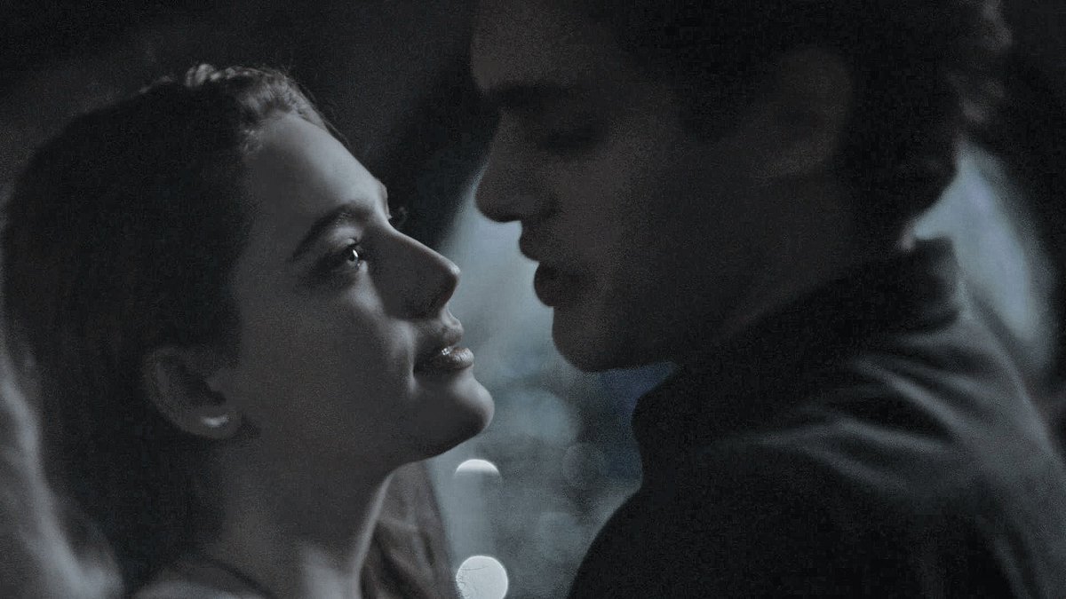 LittleUrchin666's tweet photo. Number one favourite ships. I can’t choose between them because they all have the same kind of chemistry. #Delena #TVD #Handon #Legacies #MSR #TheXFiles #Friskey #WhiskeyCavalier https://t.co/V06pTi3aN0