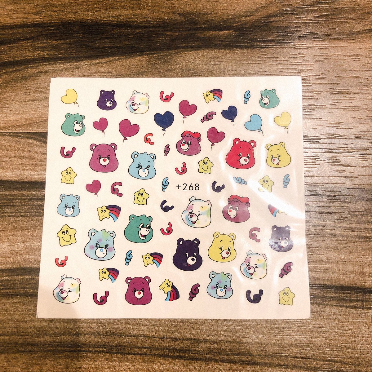 おつまみ アリエクで頼んだネイルシールが来たんだけどこれちゃう セラムンの頼んだんや ケアベア好きだしこれはこれで可愛いけども