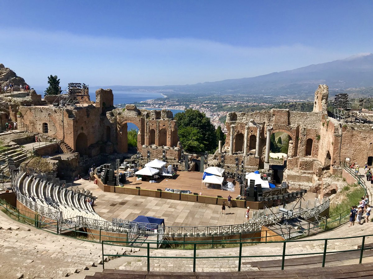 The Greek Theatre,Taormina dates from around 6BC. Originally built by the Greeks it changed over time by the Romans through to its restoration in the 50s.
Top Tip: it’s free entry the first Sunday of every month so it’s worth trying to visit then! #italy #travel #traveltips