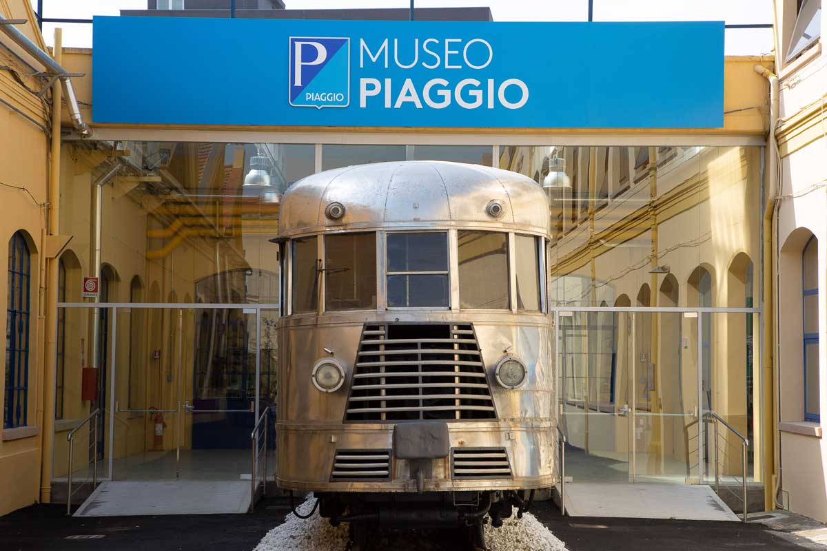 Piaggio_Group's tweet photo. .@TripAdvisor has awarded the “2019 Certificate of Excellence” to the @PiaggioMuseum and has decreed its entry into the “Hall of Fame“. The news: https://t.co/qzi6VzRh9D #Piaggio #PiaggioGroup #PiaggioMuseum #Tripadvisor https://t.co/UIPl6KQ5Zt