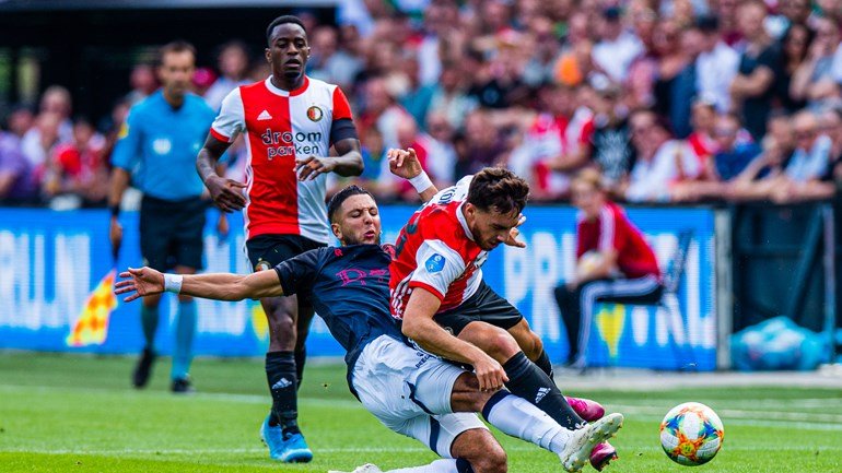 'Frustraties alom na gelijkspel in de stadsderby'... 'Onze' Kuip-correspondent <a href="/HaskoD/">Hasko van Dalen</a> schreef heerlijk, persoonlijk verslag van Feyenoord's openingswedstrijd in de #eredivisie...  stadslog.nl/vanuit-de-kuip… <a href="/robinvanholst/">Robin van Holst</a> <a href="/fr12nl/">FR12.nl</a> <a href="/FRFansNL/">FR-Fans.nl</a> <a href="/FR_fansnl/">Feyenoord Fans</a> #feyspa