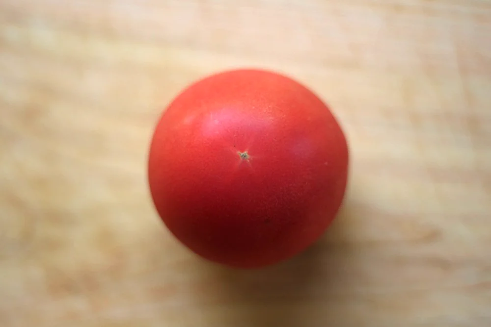 夏野菜の王様！中身が出ないトマトの綺麗な切り方！