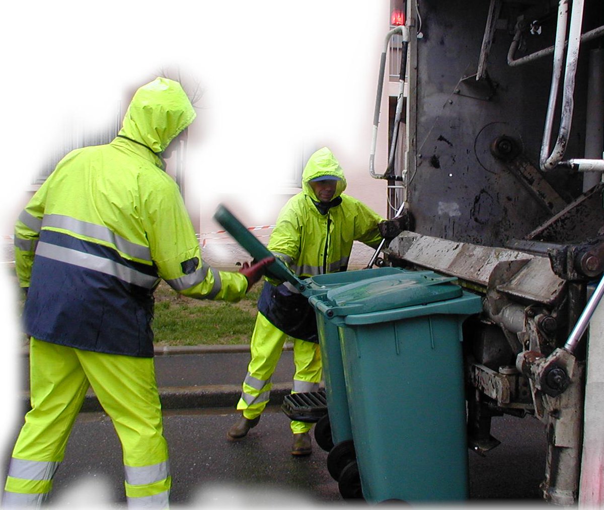 En raison de la présence du jeudi 15 août férié, les tournées de ramassage des déchets ménagers de la semaine du 12 au 16 août 2019 pourront être reportées ou annulées.
sivom-sgma.org/website/Report…