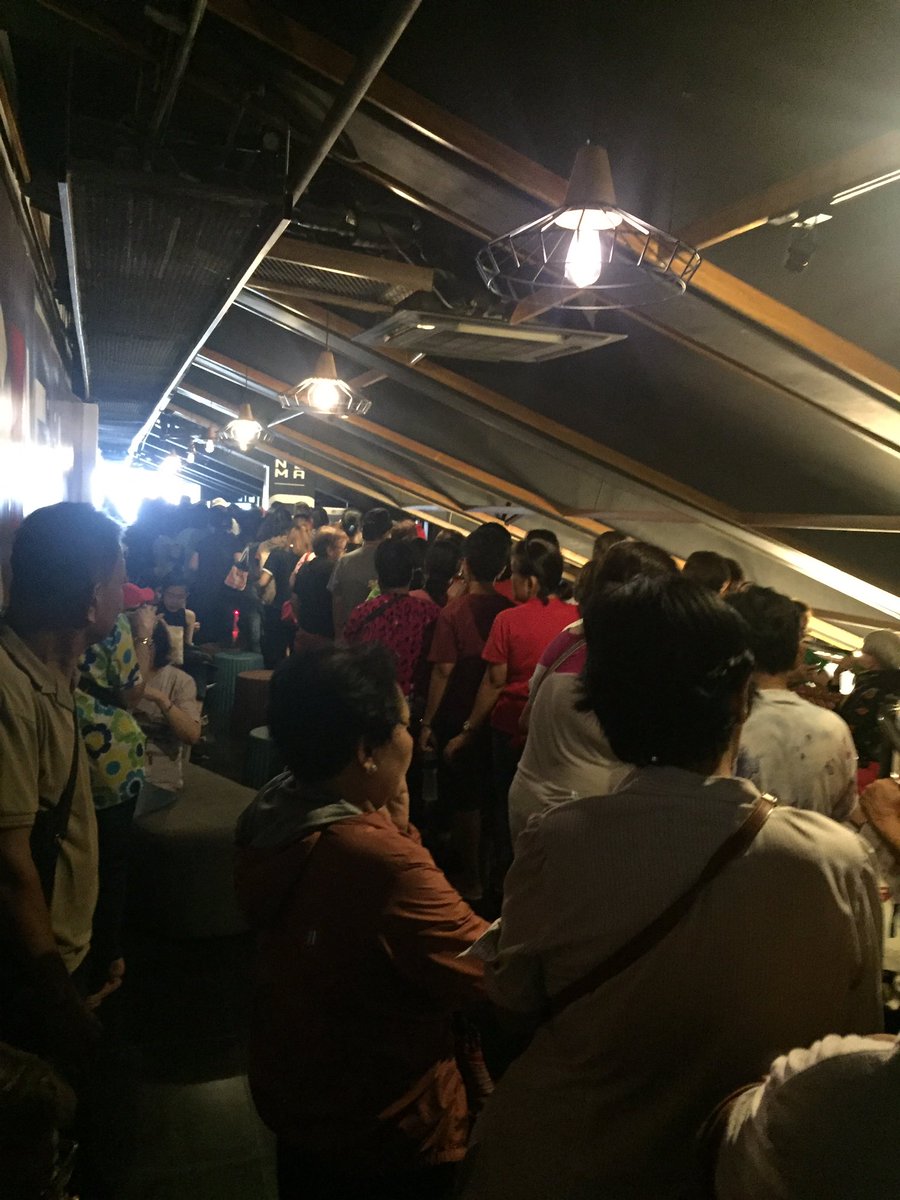 Long line here in Vista Mall LP. The only time I saw this line was in Avenger’s End Game #HelloLoveMonday