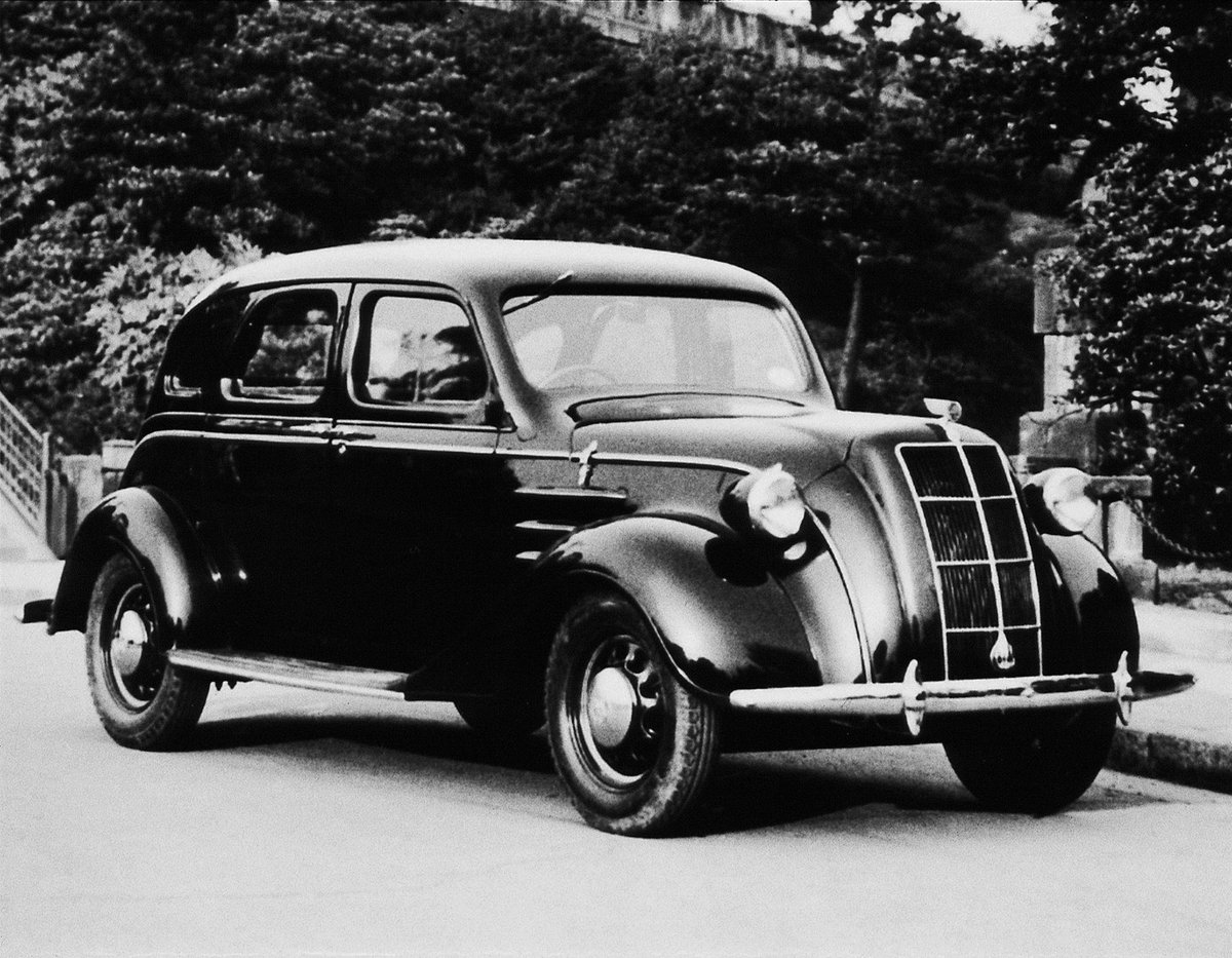 トヨタ自動車株式会社 8月5日は タクシーの日 1912年のこの日 タクシー 自動車株式会社がt型フォード6台で営業を始めました 日本のタクシーと トヨタ との繋がりは1936年に トヨダaa型 がタクシーとして使用されたことに始まり 現在に至ります