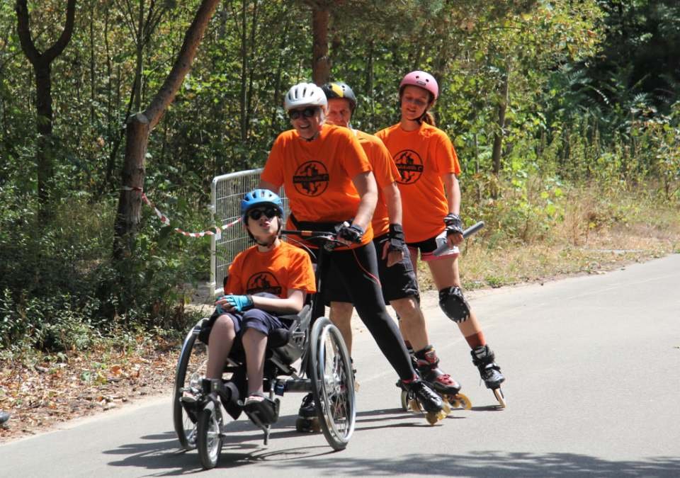 Mobile en Ville a participé hier aux <a href="/6hdeparis/">6h Roller de Paris</a> avec deux équipages de choc! 💪💪
Un grand merci aux organisateurs et aux participants pour leur accueil! 🥰