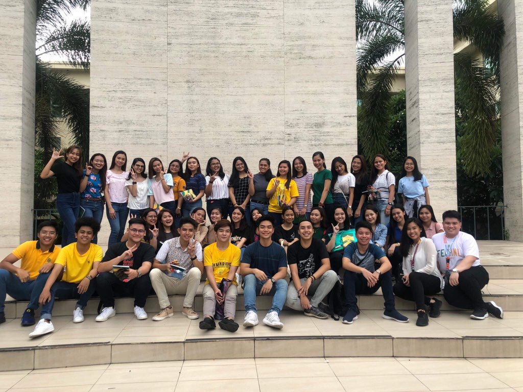 ianmghs's tweet image. #TatakTamaraw2019 #IABF 
BSA131-132 Family💚💛