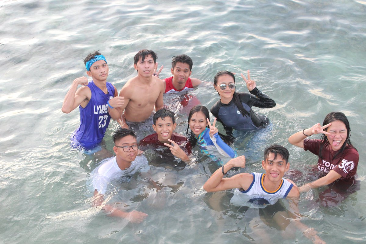 Kinex04's tweet photo. balik ta diri guys please :( https://t.co/brjY7VIClL