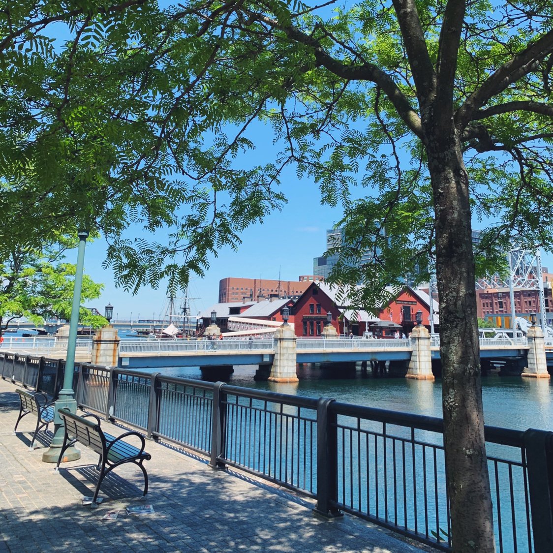 The Boston waterfront is at its best this time of year. What is your favorite thing to do in the area?
#InterContinentalBoston #summer