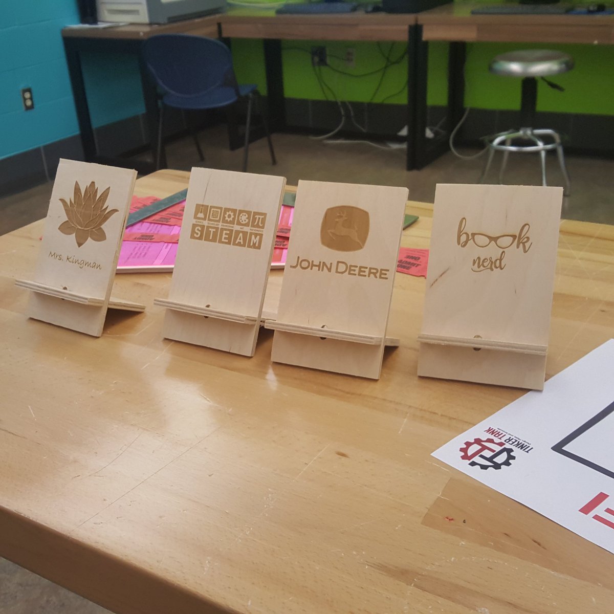 Danielle Lemmon (@daniellelemmon3) on Twitter photo Look at what we created with a laser engravor.   #fun #steam #ncasdtinkertank Look at what we created with a laser engravor.   #fun #steam #ncasdtinkertank