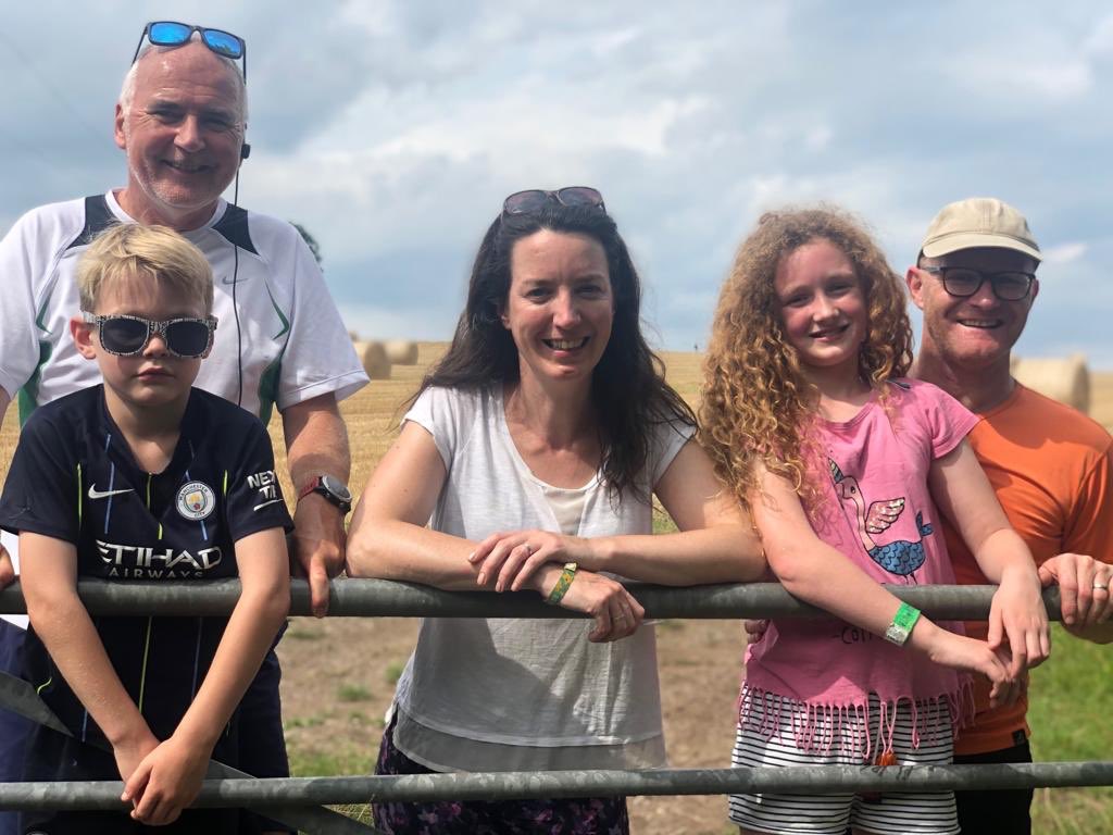 JeremyBruceWar1's tweet photo. Thank you @festunderstars for a great weekend of music and fun @The_Proclaimers @katerusby #UTSf19 https://t.co/1ZCnkGYcAj