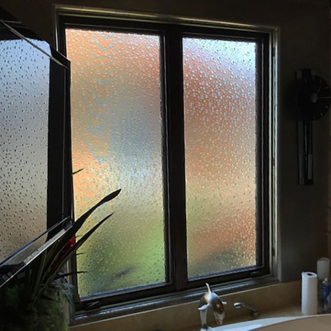 CastGlassImages's tweet image. Spotlight your room! Windows allow light to pass through them which shows off the unique texture, color or design. Let us help you create your custom cast glass window today! #window #windowideas #homerenovation #contemporary #traditional #bubbles #castglass #inspiration #remodel