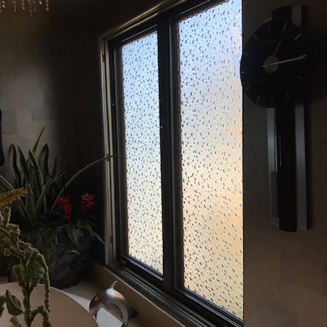 CastGlassImages's tweet image. Spotlight your room! Windows allow light to pass through them which shows off the unique texture, color or design. Let us help you create your custom cast glass window today! #window #windowideas #homerenovation #contemporary #traditional #bubbles #castglass #inspiration #remodel