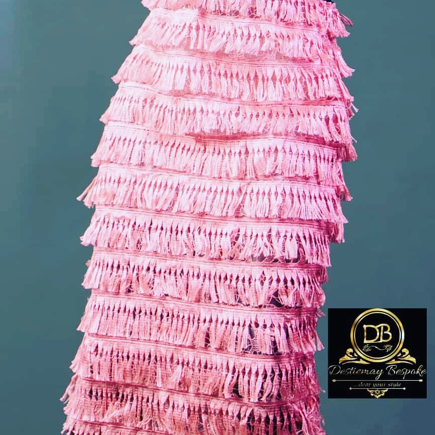 Destiemay's tweet photo. Good day lovelies
We've got this lovely fringe skirt for you
All sizes are available
Place your order for 5k
Nationwide delivery
Call 07066590167 or 08081119411
Model - @mercy_flawless 
📷 @tshotstudios #destiemay #portharcourt #mondaythoughts #MondayMotivation #MondayMorning https://t.co/A6wrXeJzxU