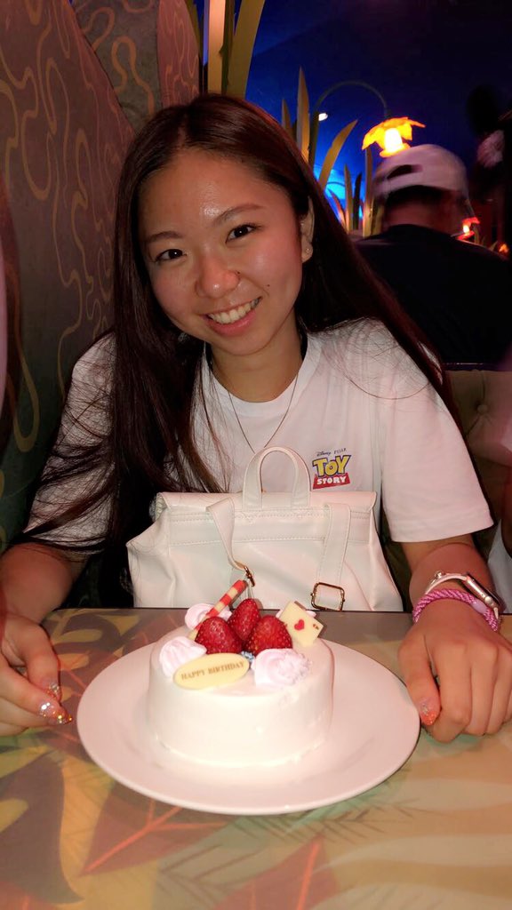 snoopy_fever's tweet photo. 8/4/2019
Disney Land 

Thanks to my best friends for making my 18th birthday extra special 💕 https://t.co/pWuCyMe4e3