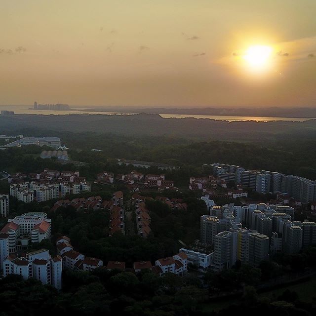 etegration's tweet photo. Hot day. .
.
#dji #djimavic2 #phantom4 #inspire1 #inspire2 #djimavic #mavic #mavicpro #djispark #sinfromabove #seizethemoment #drones #dronestagram #dronephotography #aerial #drone #drones #airvuz #fromwhereidrone #airaffair #skypixel #skytango #mavicpla… https://t.co/kpqavrnCna https://t.co/QXKFxy5wkg