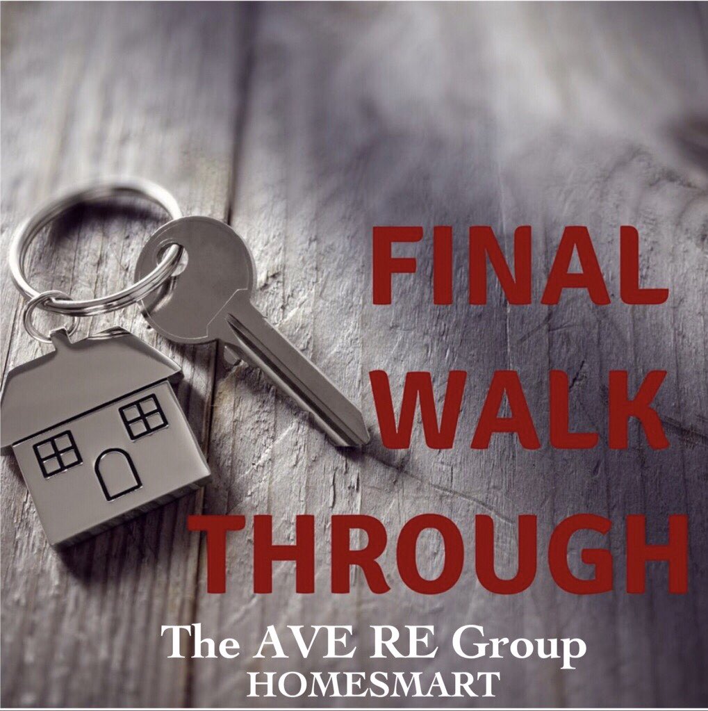 Dlucasrealtorny's tweet photo. Final walk through on this great #RidgewoodGardensCoop in #Maspeth So happy for my #firsttimehomebuyer #realtorlife #Debilucashomes #hsagent #RidgewoodGardens #fb #instanet#TheAVEREGroup #🏡🏡🏡 https://t.co/VVRGkwu6KJ