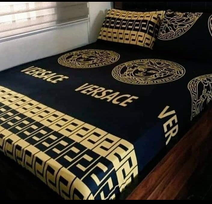 olabells's tweet photo. @AuntyAdaa Check out our various affordable 💯 cotton bedspreads. We present nothing but the best, u can place ur order via DM and we shall come around ( offices,  homes, public places etc) for Delivery within Lagos.  Thanks🙏 https://t.co/TnSGlMErqf
