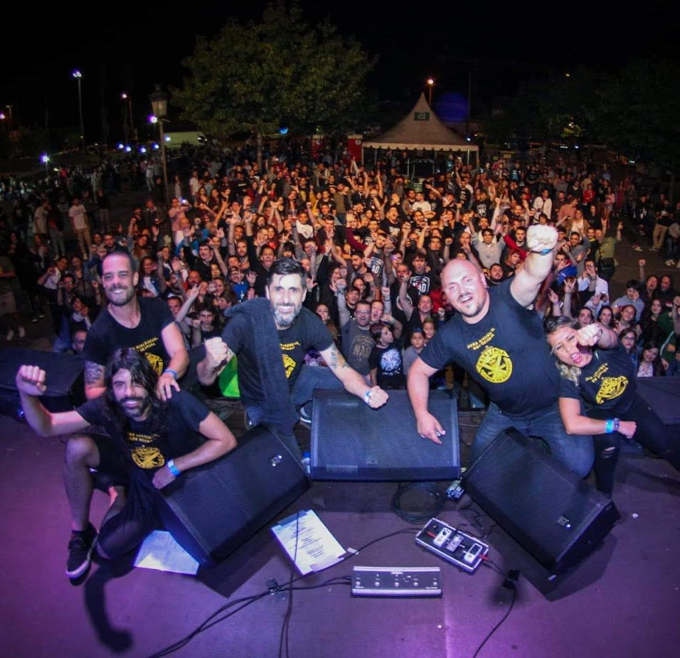 obloqueames's tweet photo. https://t.co/SJeqHlyDok

A novena edición do Millarock estivo marcada polo compromiso social e o rock reivindicativo

#Ames
#Milladoiro
#Millarock https://t.co/RL53oKEakW