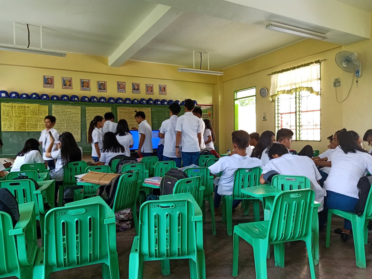 BubodBaawa's tweet photo. #RHS_CaltexFYS
RaniagHS students dream for more learning aids.
Support Project VAMMP thru Caltex Fuel Your School Program
#CaltexFYSph
#RHS_CaltexFYS https://t.co/eWNbZctwQ5