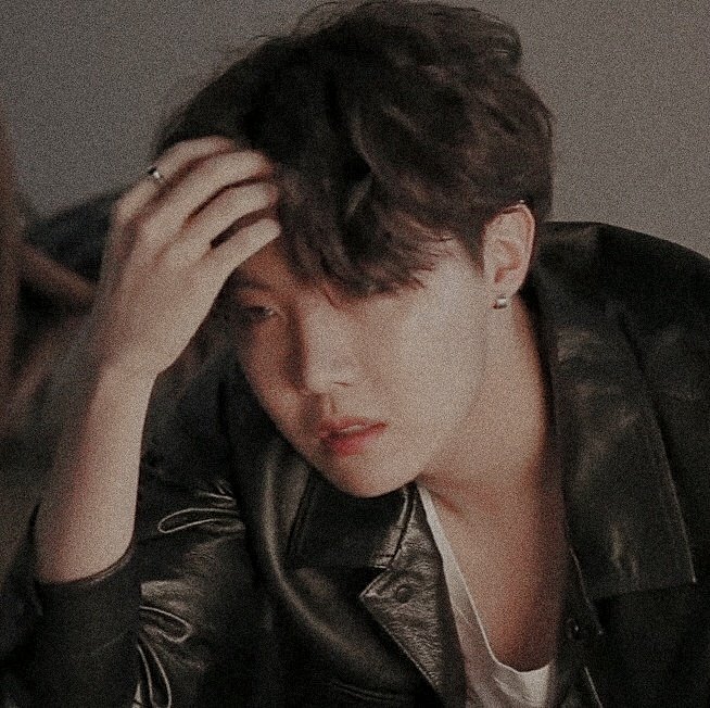 oceanicguk's tweet photo. ⠀ ⠀⠀ ⠀⠀ ⠀⠀ ⠀⠀
⠀⠀     ⠀𝘸𝘩𝘢𝘵 𝘮𝘰𝘳𝘦 𝘤𝘢𝘯 𝘪 𝘴𝘢𝘺 ?
                     𝘺𝘰𝘶'𝘳𝘦 𝘮𝘺 . . .

#ARMYSelcaDay #ARSD 💭 https://t.co/nKcAvKRbiT