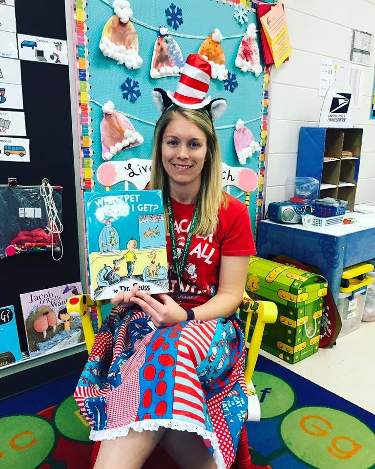 Dallmichelle13's tweet image. Can’t wait to teach my littles big things this school year!
#clearthelists #year6 #supportateacher #BackToSchool2019
amazon.com/hz/wishlist/ls…