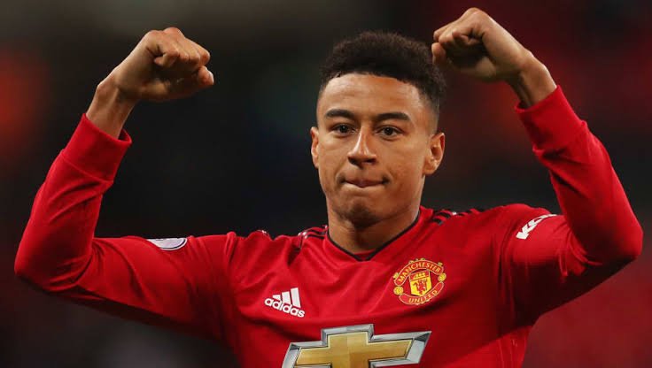 OkemwaOino's tweet image. After the Signing of Harry Maguire, Manchester United is considering between Jesse Lingard and signing Bruno Fernandes. 

Like for Jesse Lingard and Retweet for Bruno Fernandes.