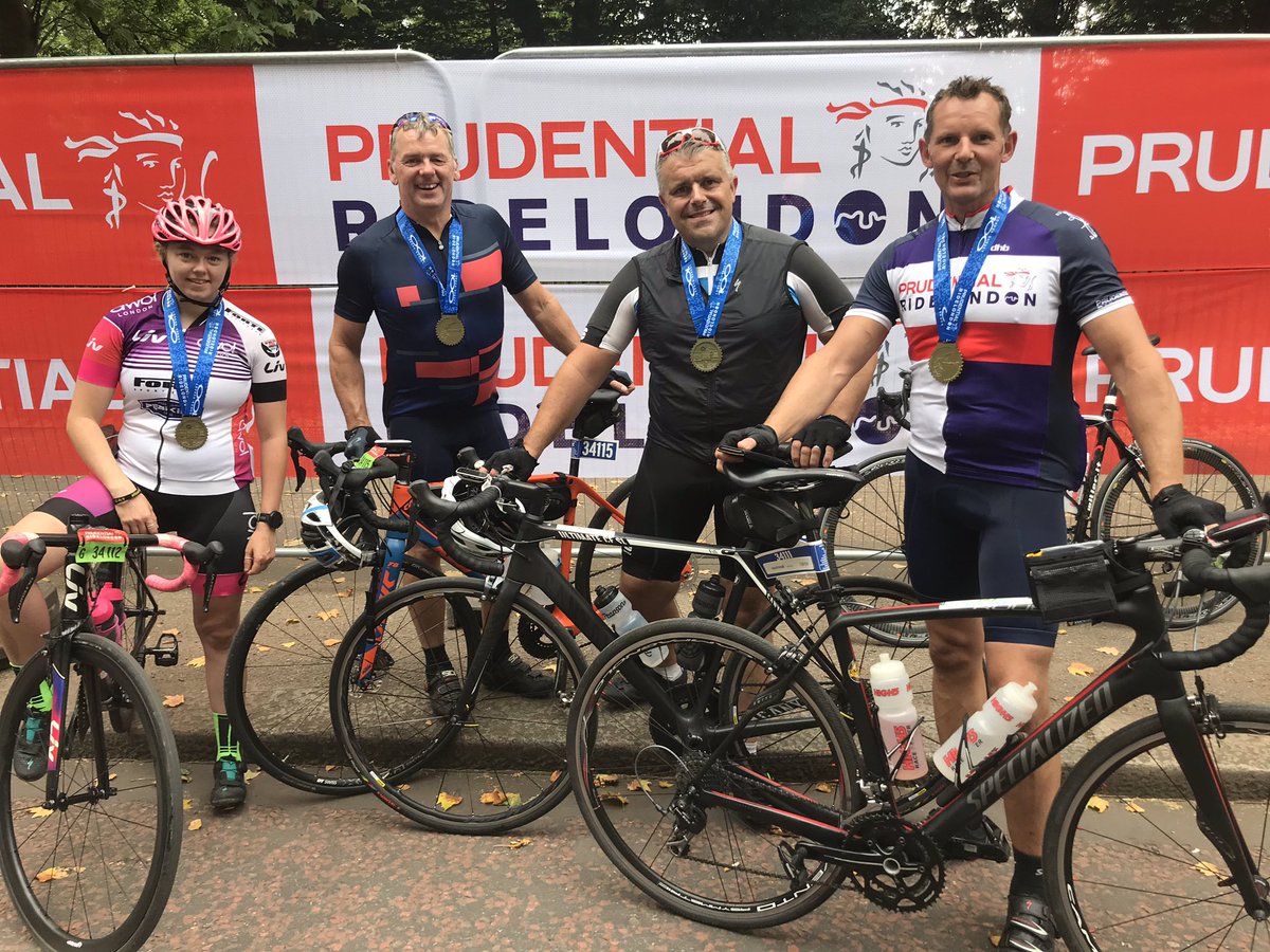 Great day yesterday riding <a href="/RideLondon/">Ford RideLondon</a> with my dad and his mates, sometimes its nice just to ride for fun @livAWOLSpokd <a href="/FORTEsportswear/">FORTE Sportswear</a>