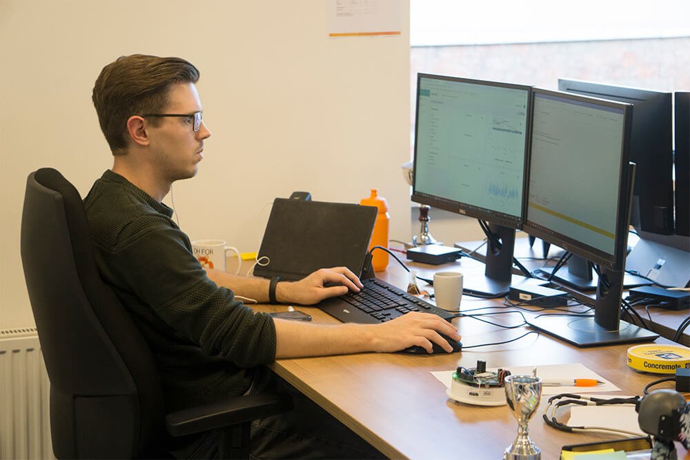 CovadisBV's tweet image. Waarom wordt #software #getest? En op welke manier werkt een #tester? In deze editie van ‘In de koplampen’ vertelt Niels, tester bij #Covadis, ons van alles over zijn vak. Lees nu meer over de voordelen die #testen biedt. 

covadis.nl/actueel/nieuws…