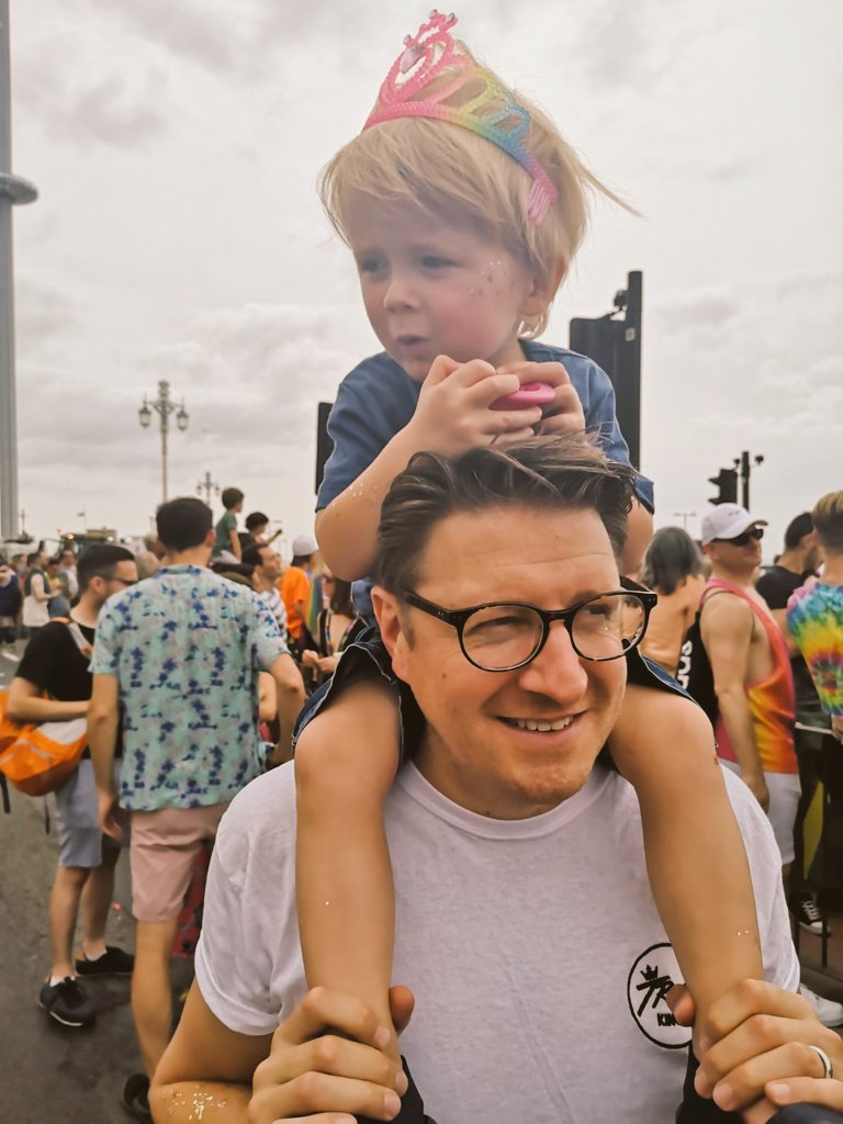 IsabelBKnight's tweet image. Still buzzing from the  #happiness at #BrightonPride2019. I think we were all in need of seeing the best side of humans...&amp;amp; that's exactly what we got ♥️🏳️‍🌈