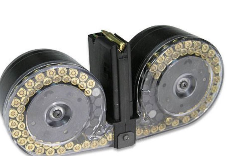 JamesAGagliano's tweet image. Someone help me here:

I’ve carried automatic weapon in combat theater, semi-automatic rifles as member of FBI tactical response teams. Carry concealed today as retired LEO. And am firm believer in 2nd Am.

But WHY on God’s green earth do CIVILIANS need double-drum ammo magazine?