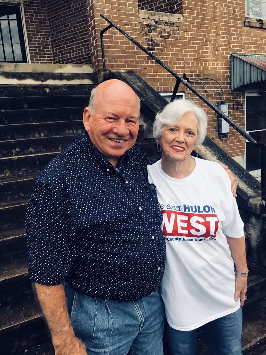 caitlinwestt's tweet photo. 😘 Seriously the cutest grandparents ever https://t.co/fYmgPG3MSF