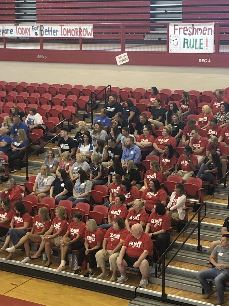 Starting the 2019-2020 school year off with a blast !  ALL district High School teachers participating in Link Crew and content specific PLC.   Going to be a great year. <a href="/PikeCoSchoolsKY/">Pike County Schools</a>