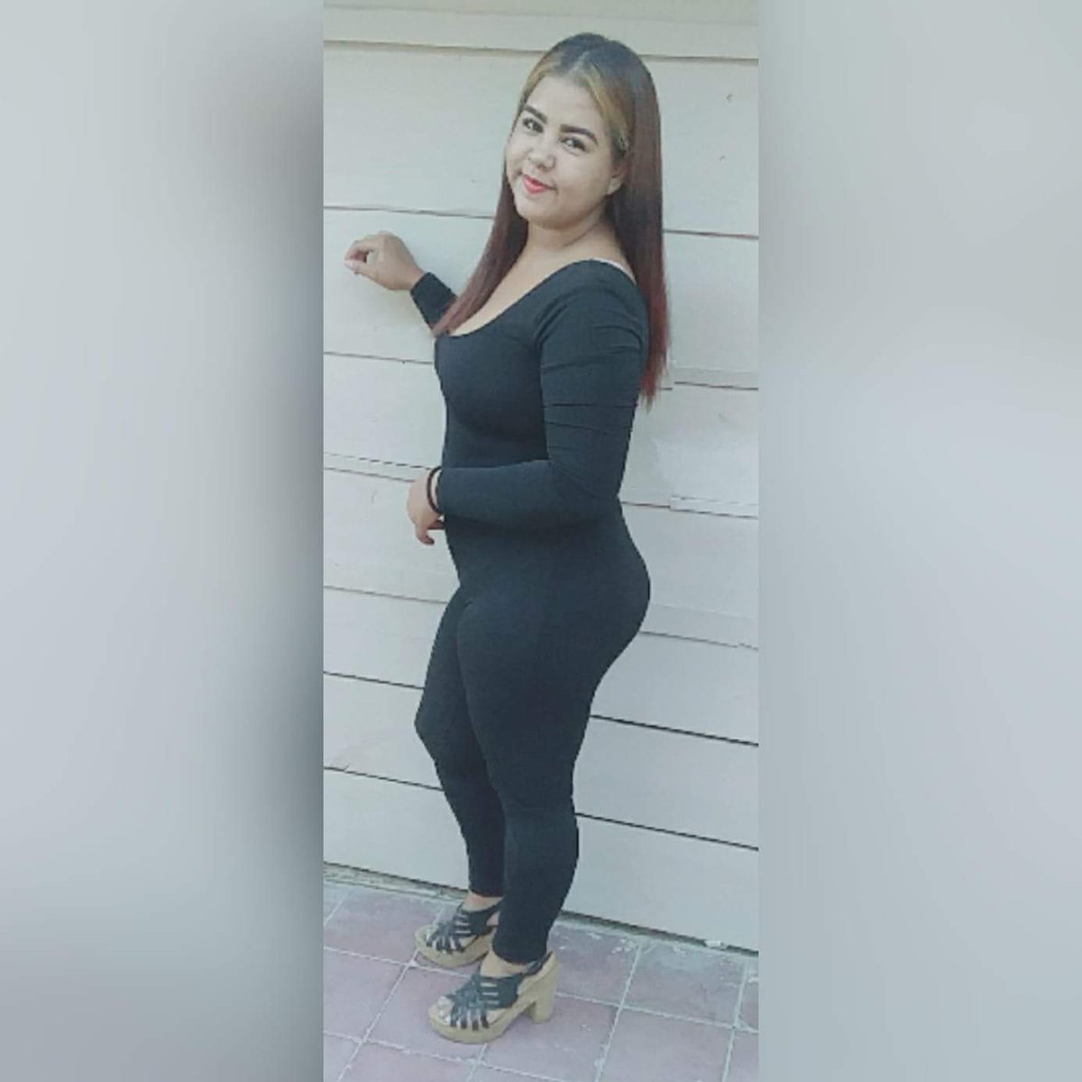 putiyucateca's tweet photo. Quien de mis primas te gusta mas.. 100% yucatecas y sobre todo calientes.. La que mas votos tenga subire su pack completo y video.. Den rt y no olviden seguirme..@putiyucateca https://t.co/QBw30fMtlt