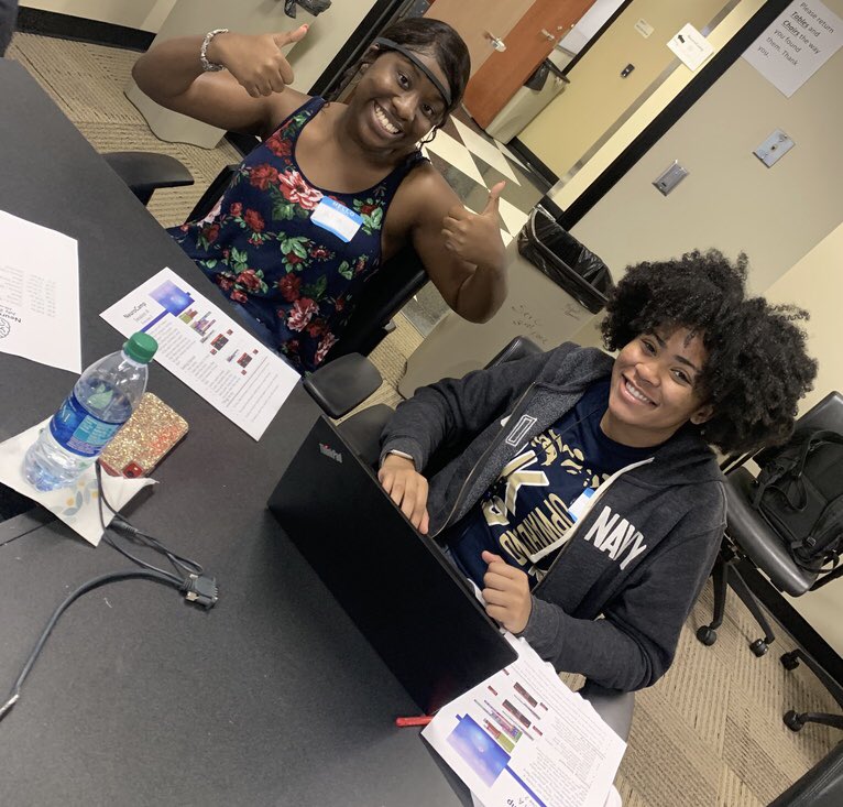 HTIL_UA's tweet photo. Alabama black belt students learning to design neurofeedback games at #NeuroCamp2019
#neuroblock #htil #RollTide @NSF https://t.co/kiG4TGCLRc