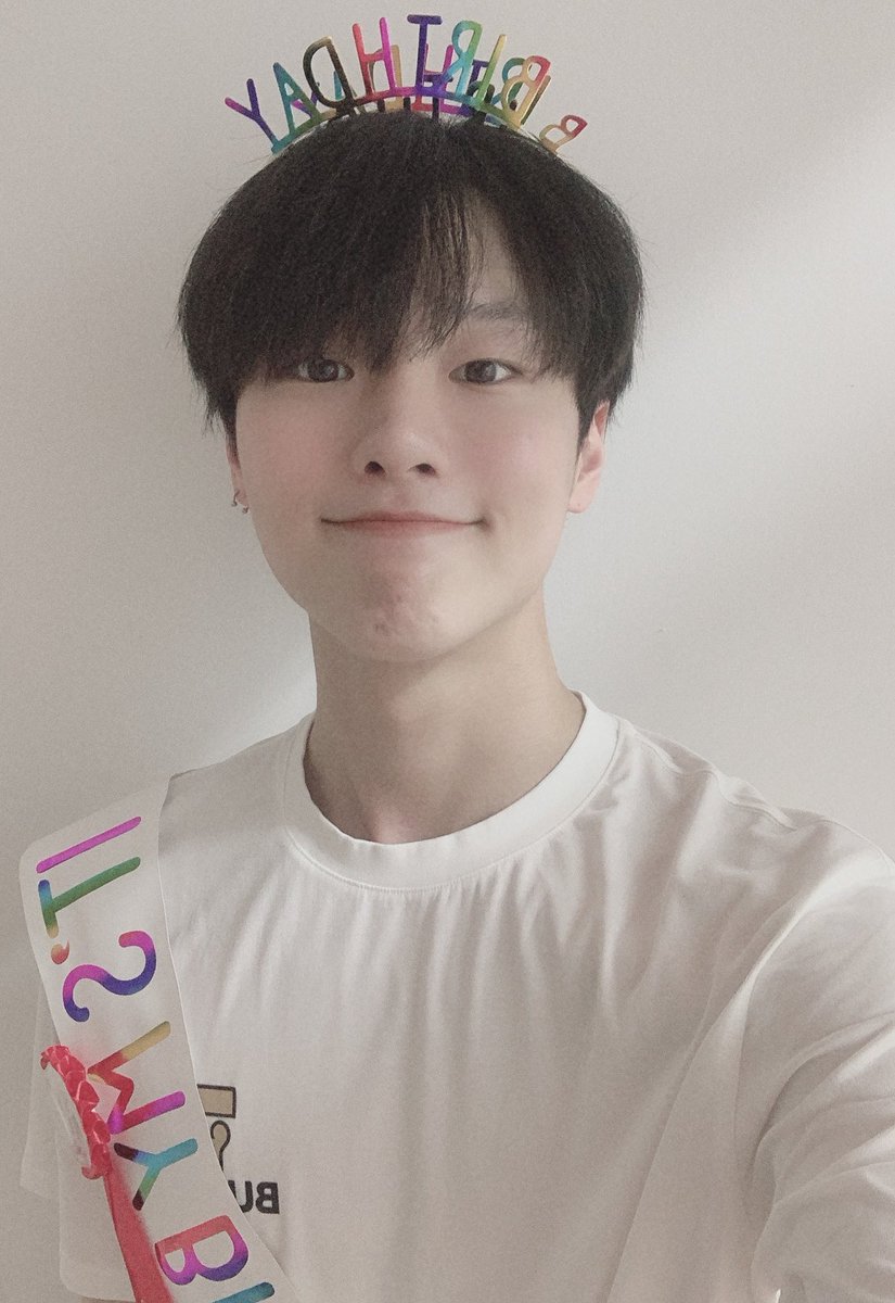 매일 매일 승연이 생일이었으면 좋겠다🥳
#8월의낭만_조승연_생일축하해
#MeaningfulSeungyounDay 
#HappySeungyounDay