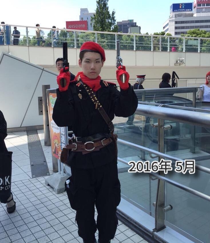 アグリー レイヤーの初コスと現在を晒す 順番に 4年前 オセロットのプロトタイプとして作った山猫部隊 3年前 黒いsaaと銀のsaaで装備 2年前 メチャ写真写り良かった奇跡の一枚 今年 2年ぶりのメタルギアコスプレのためにウィッグとガンベルトと革 アグリー レイヤーの初コスと現在を晒す 順番に 4年前 オセロットのプロトタイプとして作った山猫部隊 3年前 黒いsaaと銀のsaaで装備 2年前 メチャ写真写り良かった奇跡の一枚 今年 2年ぶりのメタルギアコスプレのためにウィッグとガンベルトと革