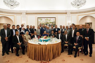 View image on Twitter